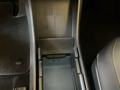 Photo 13 Volvo Ex30  Single Extended Range 272ch Plus