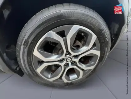 Photo 9 Renault Captur  1.6 E-Tech hybride 145ch Intens -21