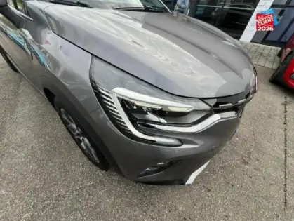 Photo 12 Renault Captur  1.6 E-Tech hybride 145ch Intens -21