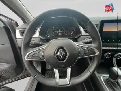 Photo 11 Renault Captur  1.6 E-Tech hybride 145ch Intens -21