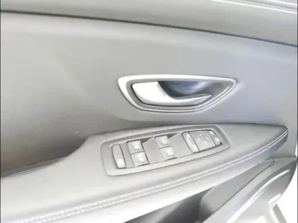 Photo 13 Renault Scenic Grand  1.3 TCe 160ch Executive EDC 7 places