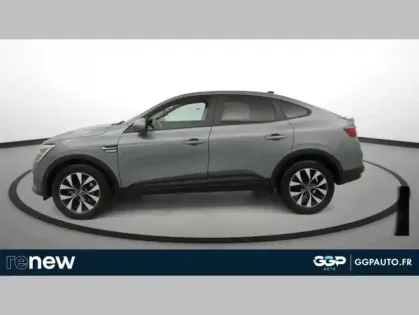 Photo 10 Renault Arkana E-Tech hybride 145 - 22 Evolution