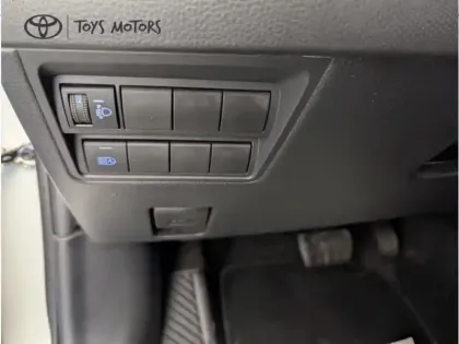 Photo 33 Toyota Yaris Hybride 1.5 HYBRID 116H DESIGN AUTO