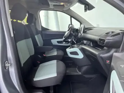 Photo 26 Citroën Berlingo XL BlueHDi 130ch S&S Shine 7 places