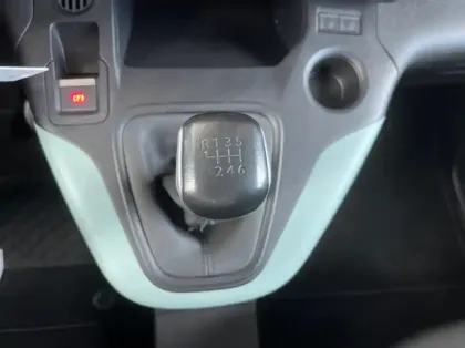 Photo 7 Citroën Berlingo XL BlueHDi 130ch S&S Shine 7 places