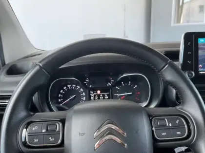 Photo 6 Citroën Berlingo XL BlueHDi 130ch S&S Shine 7 places