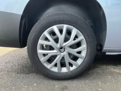 Photo 13 Citroën Berlingo XL BlueHDi 130ch S&S Shine 7 places