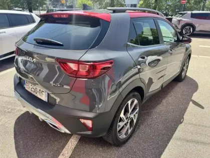 Photo 11 Kia Stonic 1.0 T-GDi 120 ch MHEV DCT7 GT Line Premium