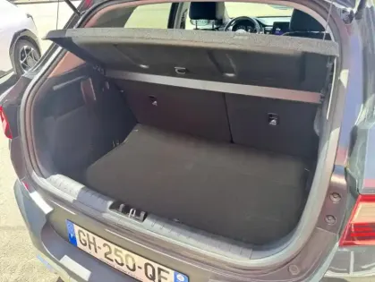 Photo 5 Kia Stonic 1.0 T-GDi 120 ch MHEV DCT7 GT Line Premium