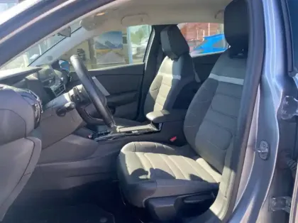 Photo 9 Citroën C4 BlueHDi 130ch S&S Feel EAT8