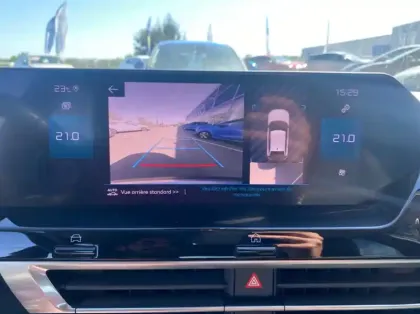 Photo 15 Citroën C4 BlueHDi 130ch S&S Feel EAT8