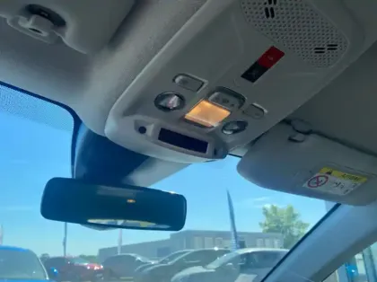 Photo 14 Citroën C4 BlueHDi 130ch S&S Feel EAT8