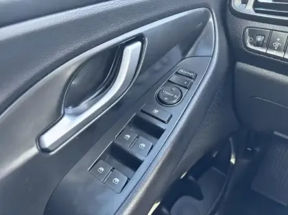 Photo 5 Hyundai I30 1.0 T-GDi 120ch Hybrid 48V Creative DCT-7