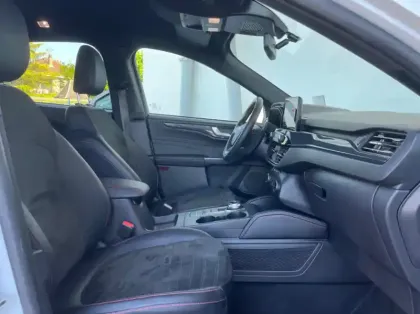 Photo 26 Ford Kuga 2.5 Duratec 190ch FHEV E85 ST-Line X BVA