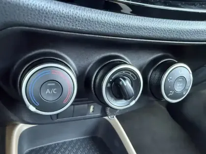 Photo 24 Toyota Aygo 1.0 VVT-i 72 Design