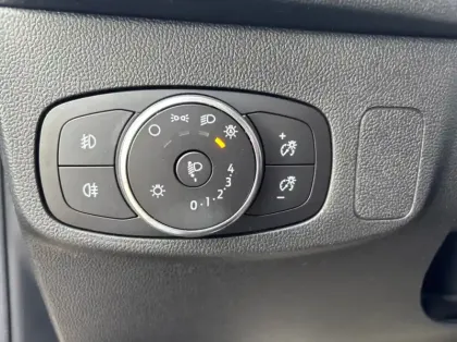 Photo 7 Ford Focus 1.0 EcoBoost mHEV 125ch Titanium X Business