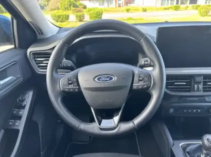 Photo 6 Ford Focus 1.0 EcoBoost mHEV 125ch Titanium X Business