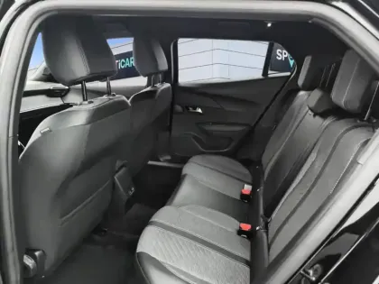 Photo 22 Peugeot 2008  Hybrid 136 e-DCS6 Allure