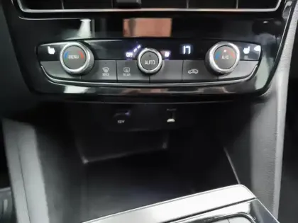 Photo 12 Opel Mokka  1.2 Turbo 130 ch BVA8 Ultimate