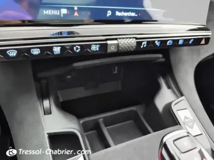 Photo 12 DS DS 7 DS7 Crossback BlueHDi 130 EAT8 Performance Line+