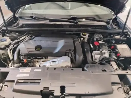 Photo 6 Peugeot 508  Hybrid 180 e-EAT8 Allure