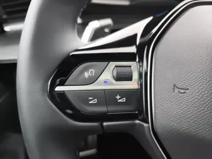 Photo 18 Peugeot 508  SW Hybrid 180 e-EAT8 Allure