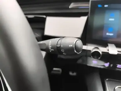 Photo 17 Peugeot 508  SW Hybrid 180 e-EAT8 Allure