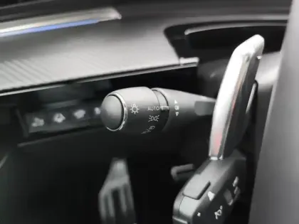 Photo 16 Peugeot 508  SW Hybrid 180 e-EAT8 Allure