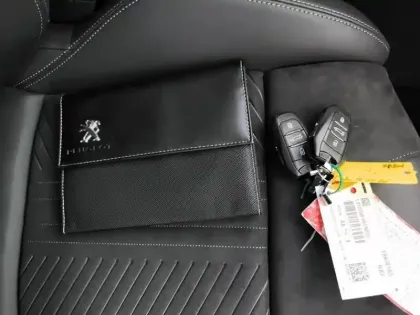 Photo 15 Peugeot 508  SW Hybrid 180 e-EAT8 Allure