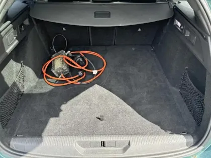 Photo 25 Peugeot 308  SW PHEV 225 e-EAT8 GT