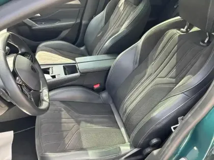 Photo 15 Peugeot 308  SW PHEV 225 e-EAT8 GT