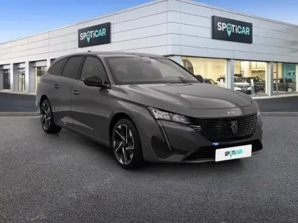 Photo 28 Peugeot 308  SW Hybrid 145 e-DCS6 GT