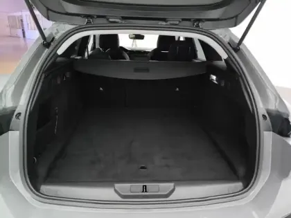 Photo 7 Peugeot 308  SW Hybrid 145 e-DCS6 GT