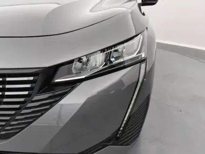 Photo 13 Peugeot 308  SW Hybrid 145 e-DCS6 GT