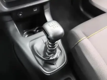 Photo 23 Citroën C3  PureTech 110 ch BVM6 Max