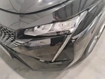 Photo 13 Peugeot 408  Hybrid 145 e-DCS6 Allure
