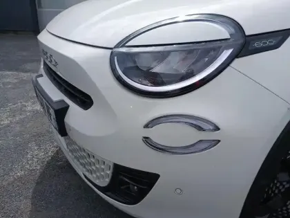 Photo 13 Fiat 600  1.2 Hybrid 100ch DCT6 La Prima