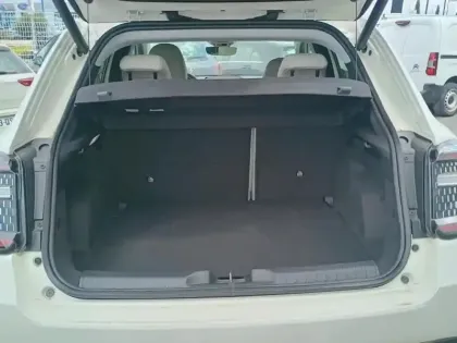 Photo 7 Fiat 600  1.2 Hybrid 100ch DCT6 La Prima