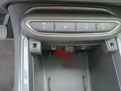 Photo 23 Fiat 600  1.2 Hybrid 100ch DCT6 La Prima