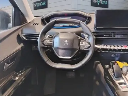 Photo 11 Peugeot 3008  Hybrid 225 e-EAT8 Allure Pack