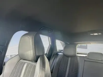 Photo 24 Peugeot 3008  BlueHDi 130ch S&S EAT8 GT