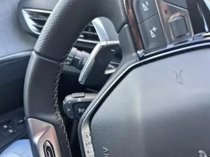 Photo 16 Peugeot 3008  BlueHDi 130ch S&S EAT8 GT