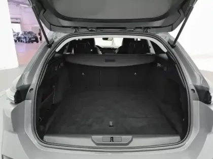 Photo 7 Peugeot 308  SW Hybrid 136 e-DCS6 Allure