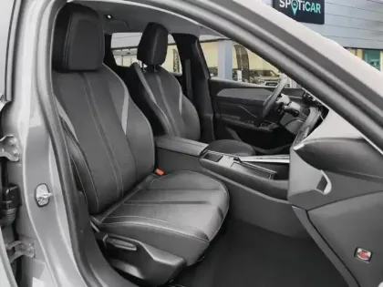 Photo 8 Peugeot 308  SW Hybrid 136 e-DCS6 Allure