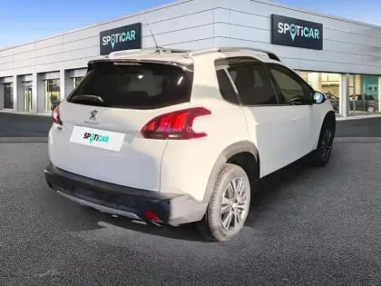 Photo 27 Peugeot 2008  PureTech 110ch S&S EAT6 Allure
