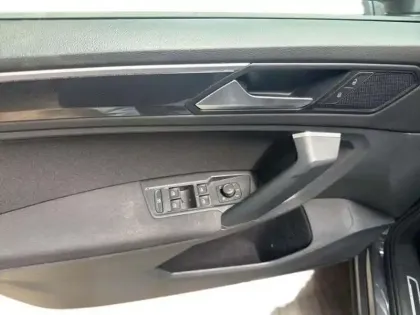 Photo 6 Volkswagen Tiguan BUSINESS 2.0 TDI 150ch DSG7 Life