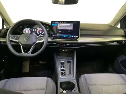 Photo 7 Volkswagen Golf 1.5 eHybrid 204 DSG6 VW Edition