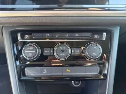 Photo 9 Volkswagen Touran 1.6 TDI 115 BMT 7pl Confortline