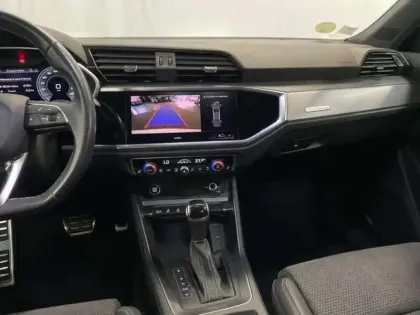 Photo 9 Audi Q3 35 TDI 150 ch S tronic 7 Quattro S Edition