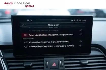 Photo 8 Audi Q5 50 TFSIe 299 S tronic 7 Quattro S line